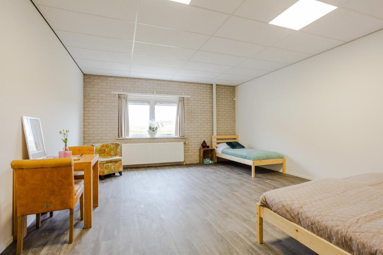 Hotel Corfwater Petten Exterior foto